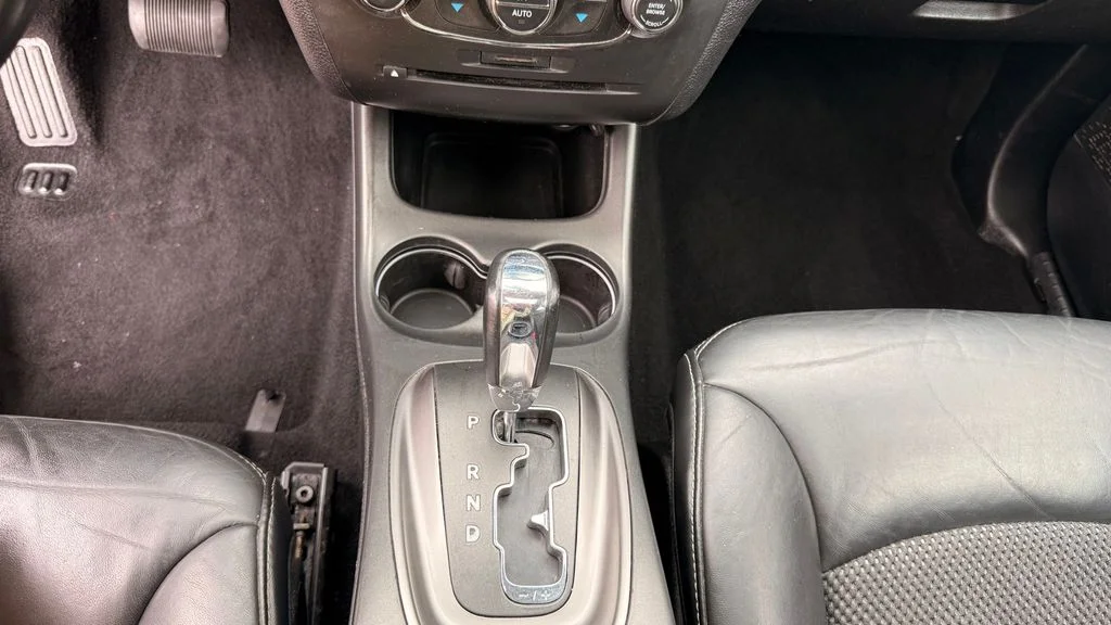 Used 2020 Red Dodge Crossroad image 22