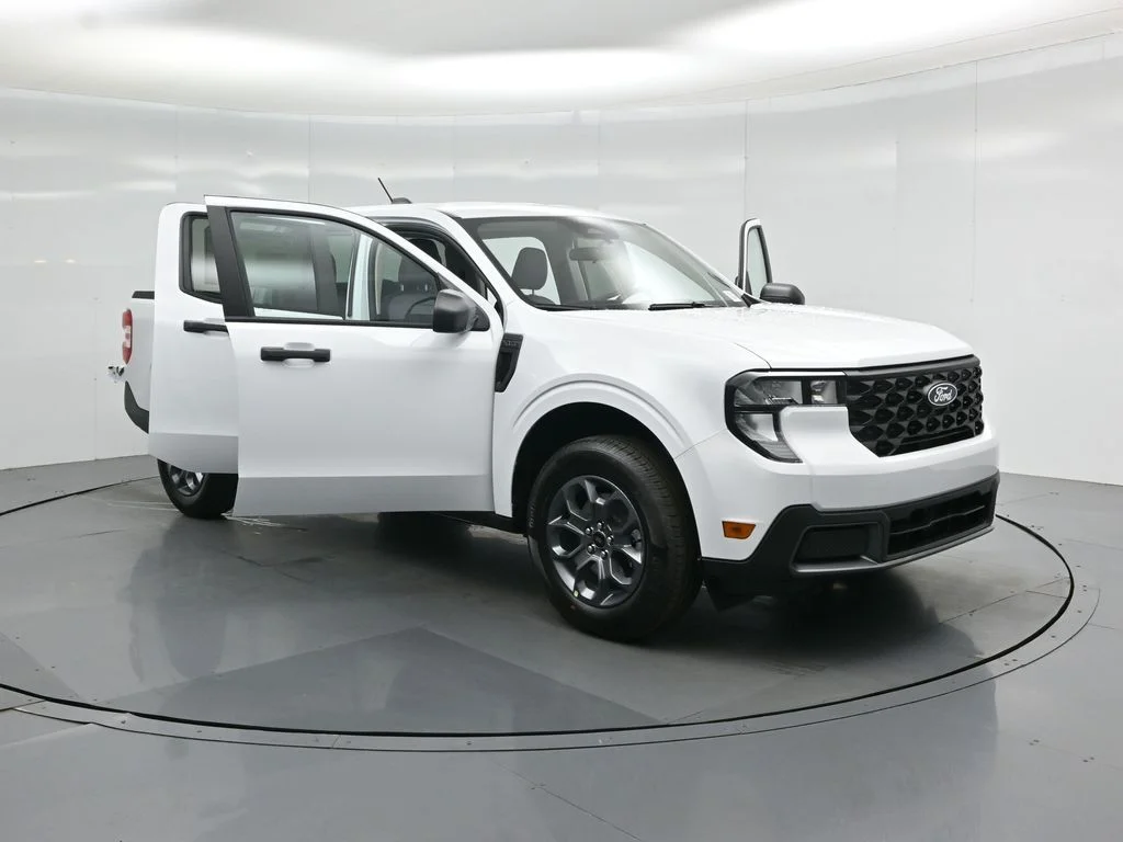 New 2026 White Ford XLT image 27