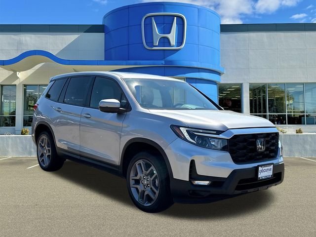 Used 2023 Lunar Silver Metallic Honda EX-L image 1
