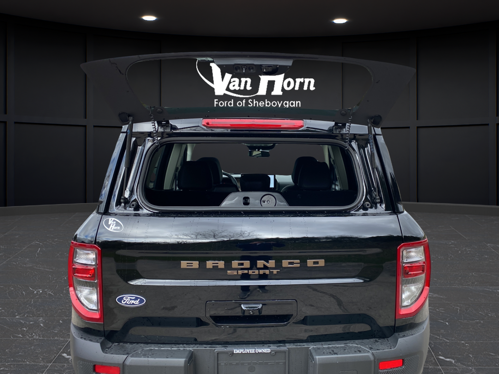 New 2026 Shadow Black Ford Big Bend image 30