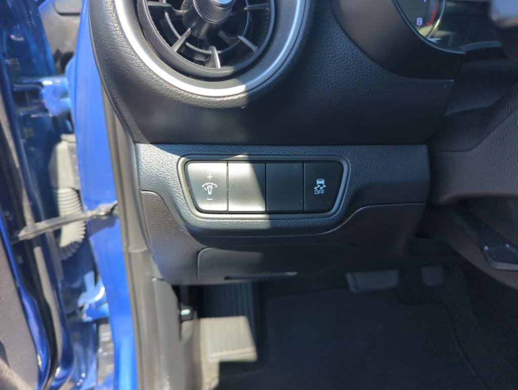 Used 2023 Blue Kia LXS image 20