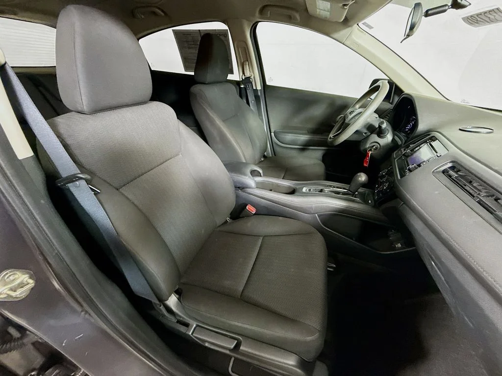 Used 2017 Modern Steel Metallic Honda LX image 25