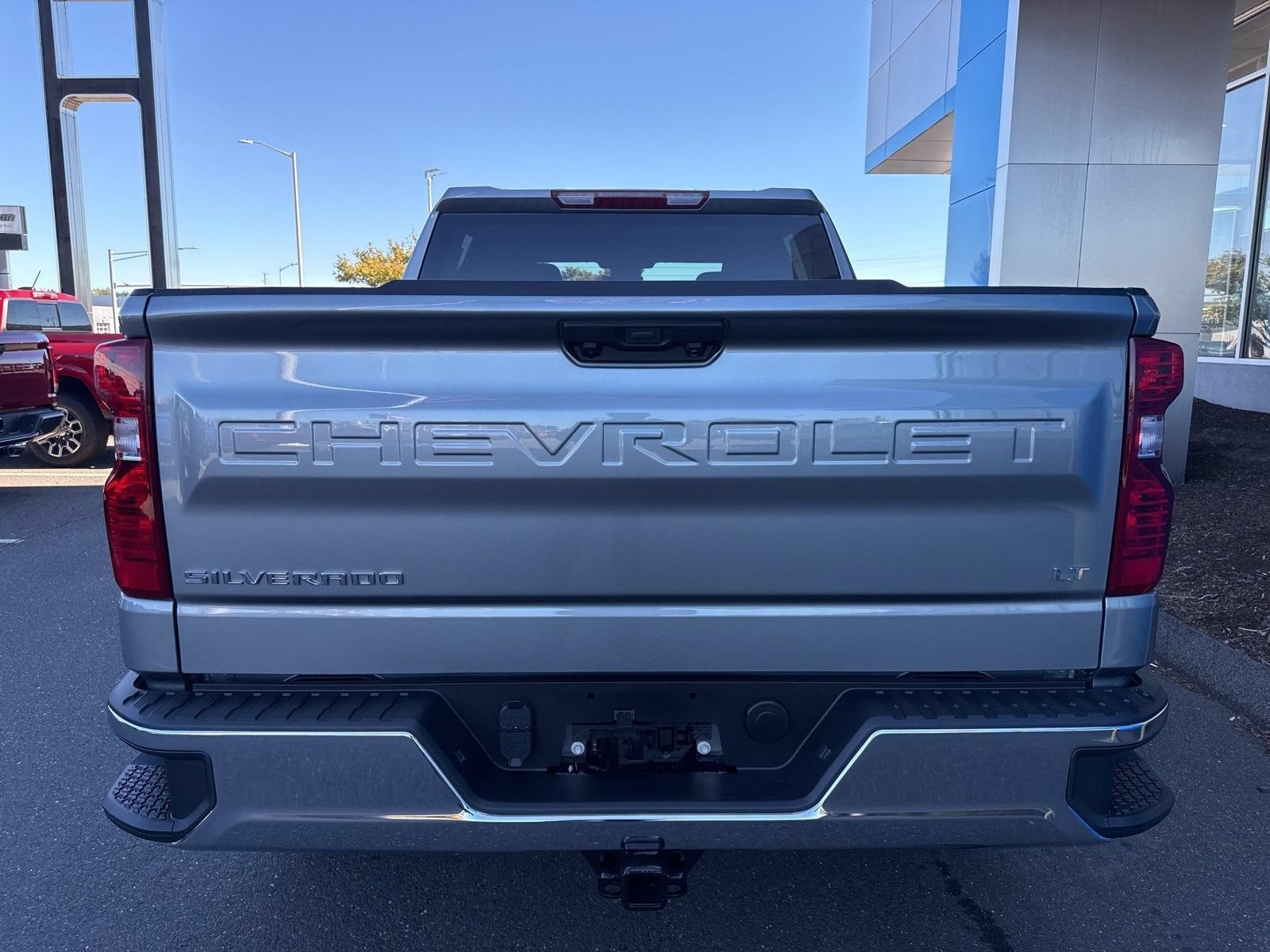 New 2026 Sterling Gray Metallic Chevrolet LT (2FL) with Convenience Package - Trailering Package - 20in Grazen Wheels image 7