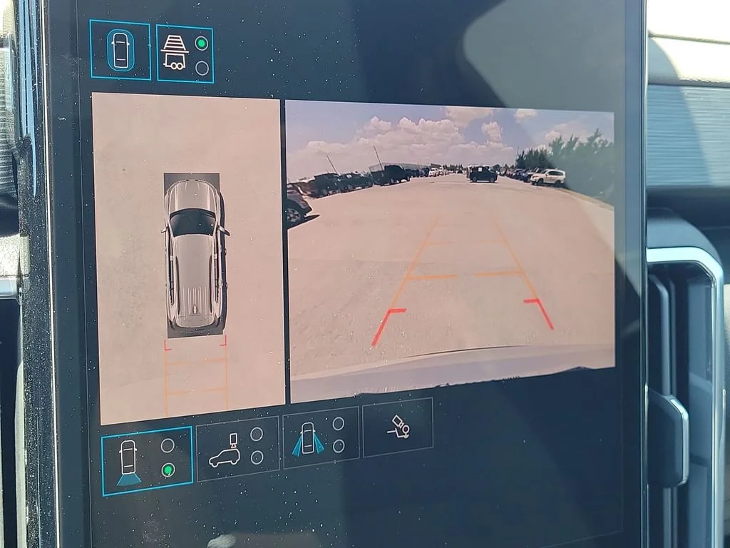 New 2026 Summit White GMC Elevation image 18