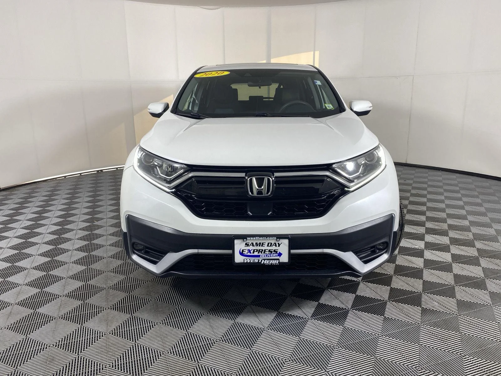 Used 2020 Platinum White Pearl Honda EX image 2