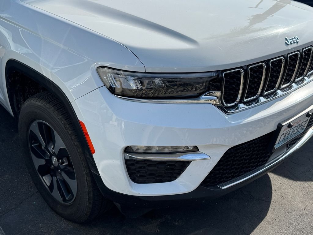 Used 2024 White Jeep 4xe image 13