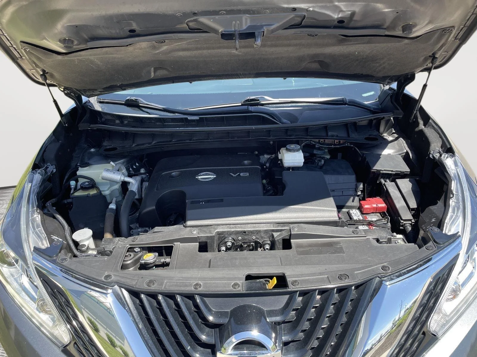 Used 2017 Gun Metallic Nissan Platinum image 9