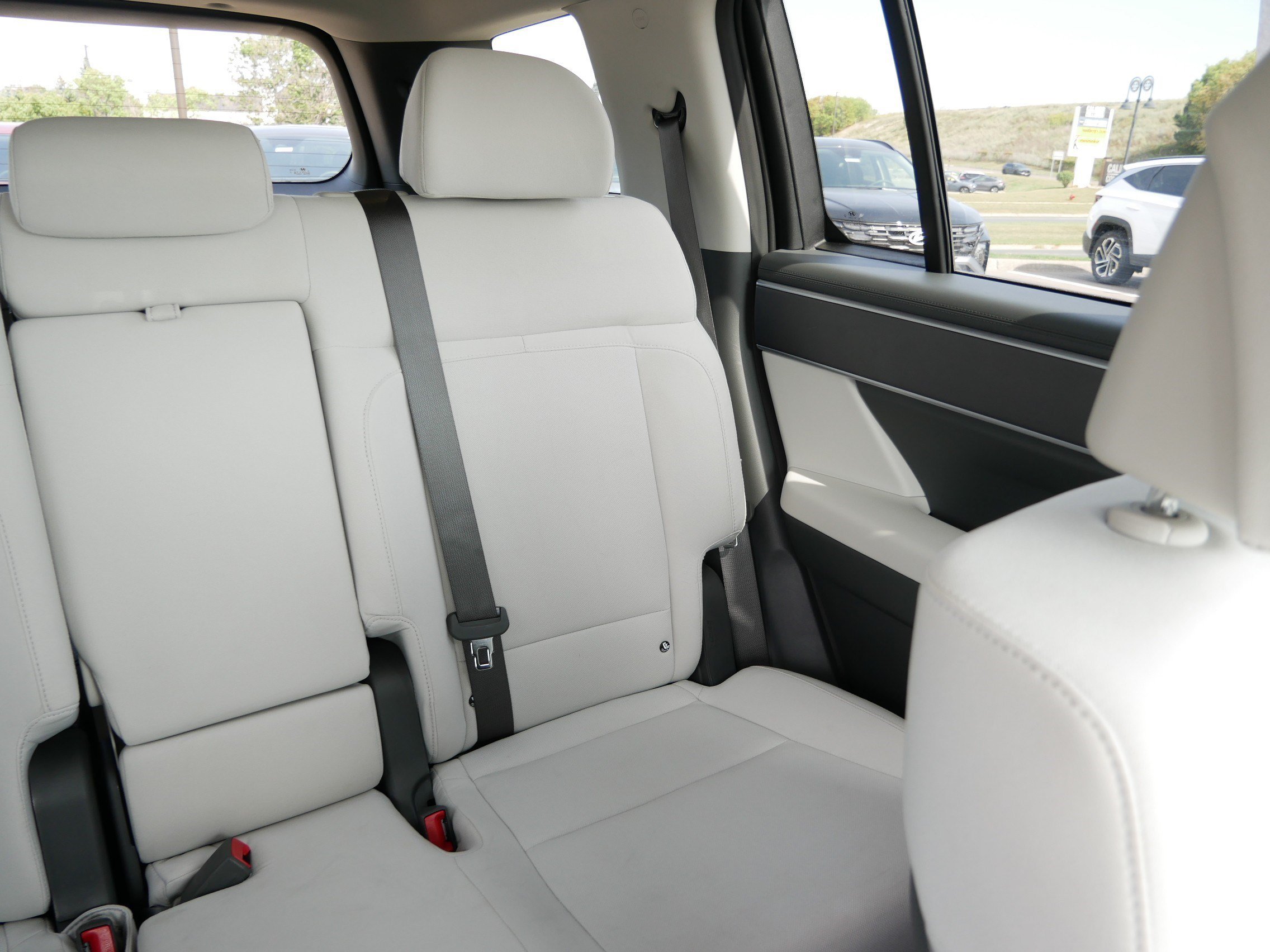 2026 Hyundai Santa Fe SE - Photo 14