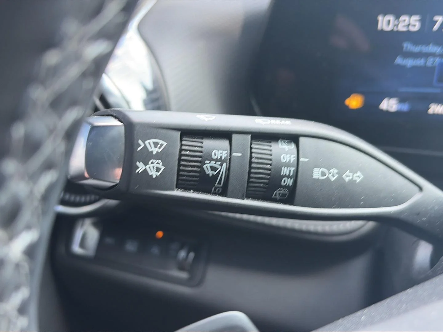 Used 2025 Mosaic Black Metallic Chevrolet AWD LT image 15
