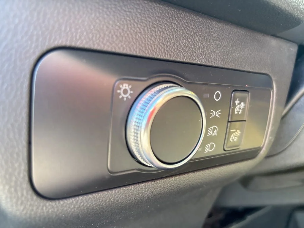Used 2020 Gray Ford SE image 23