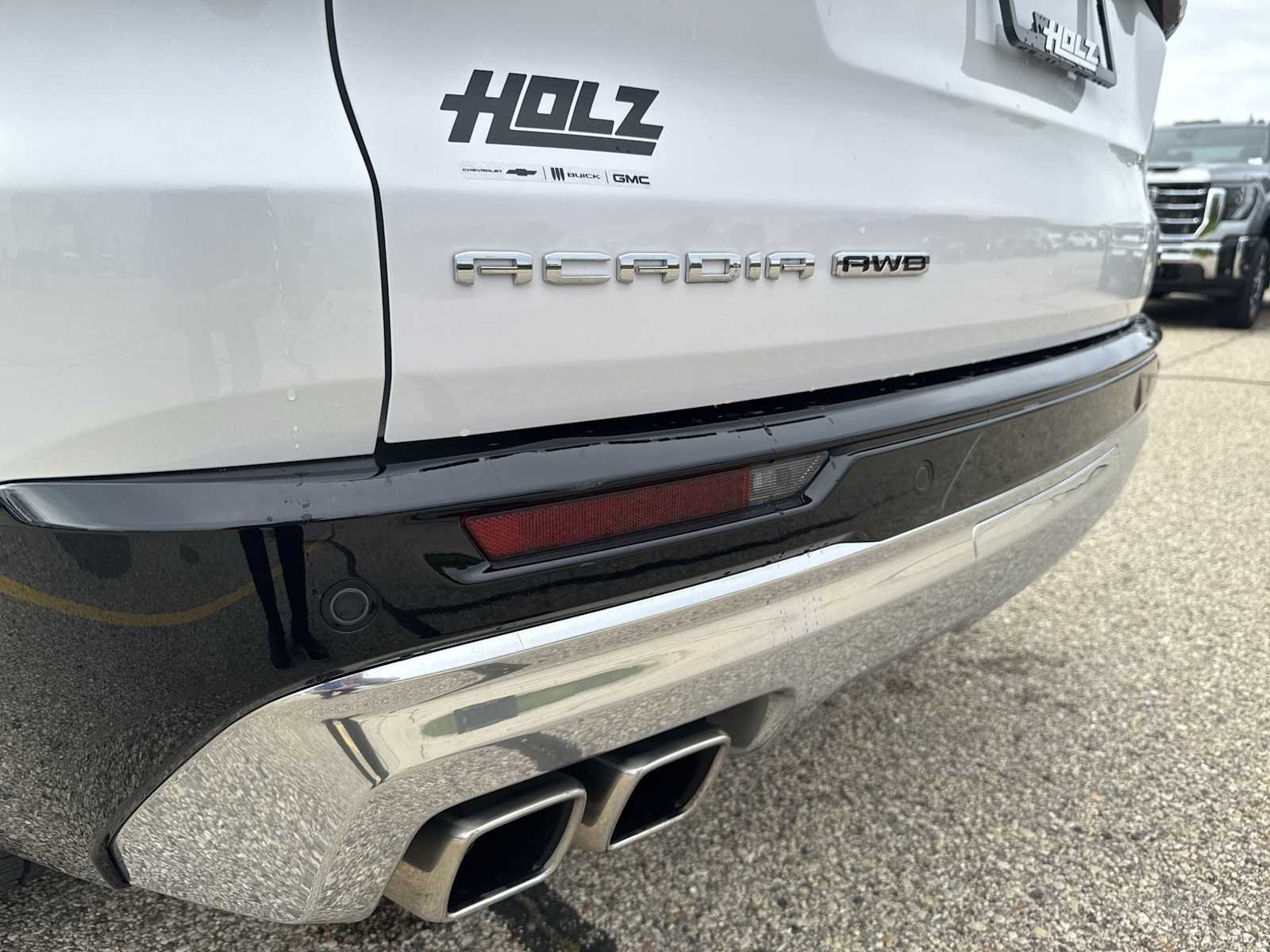 Certified Used 2024 White Frost Tricoat GMC Denali image 6