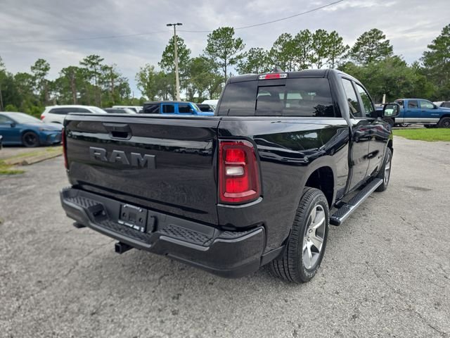 New 2026 Diamond Black Crystal Pearlcoat RAM Express image 4