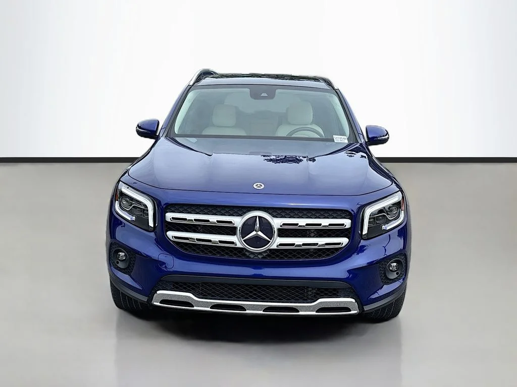 Used 2023 Blue Mercedes-Benz GLB 250 image 8