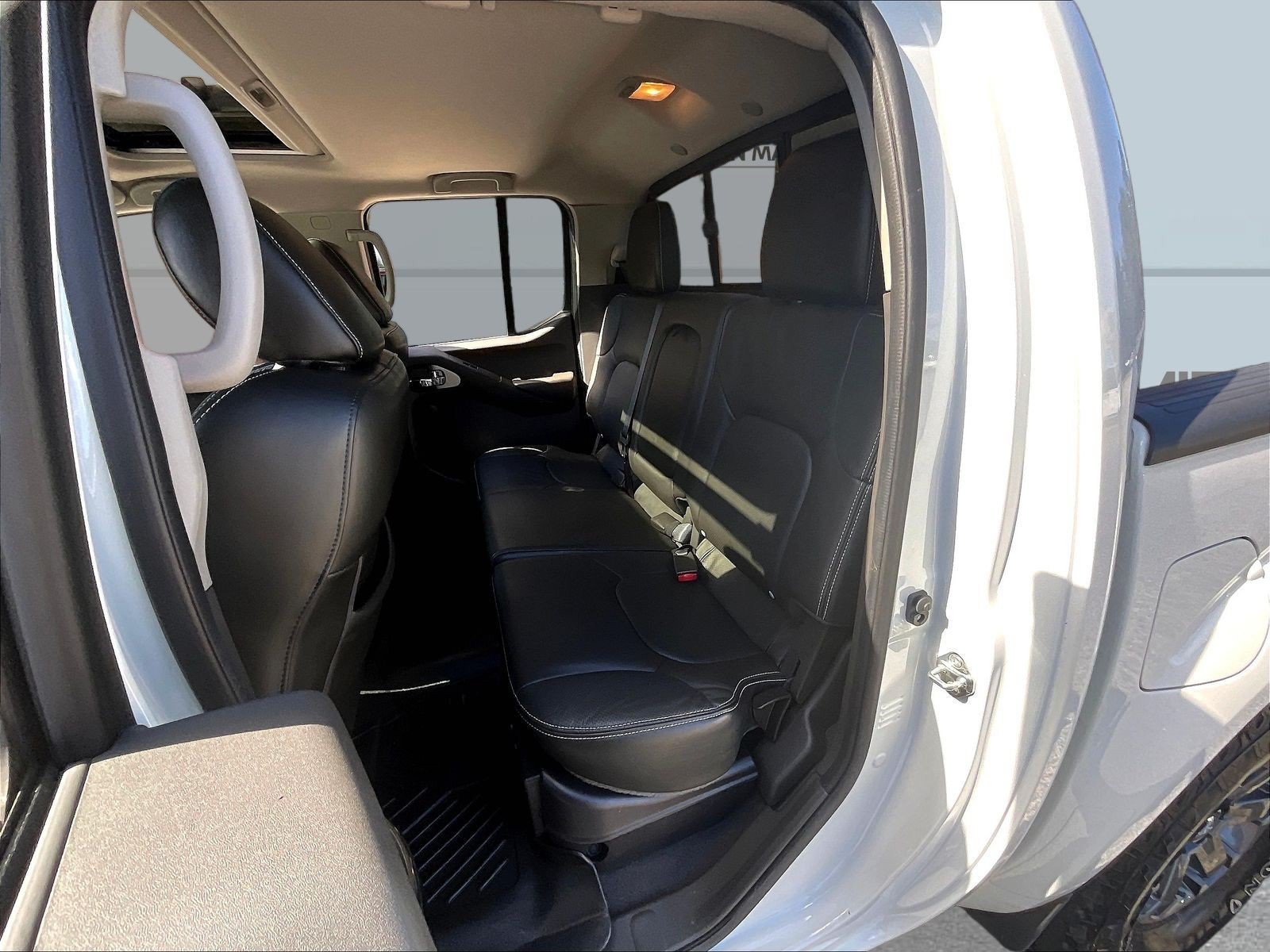 Certified Used 2020 White Nissan PRO-4X image 25