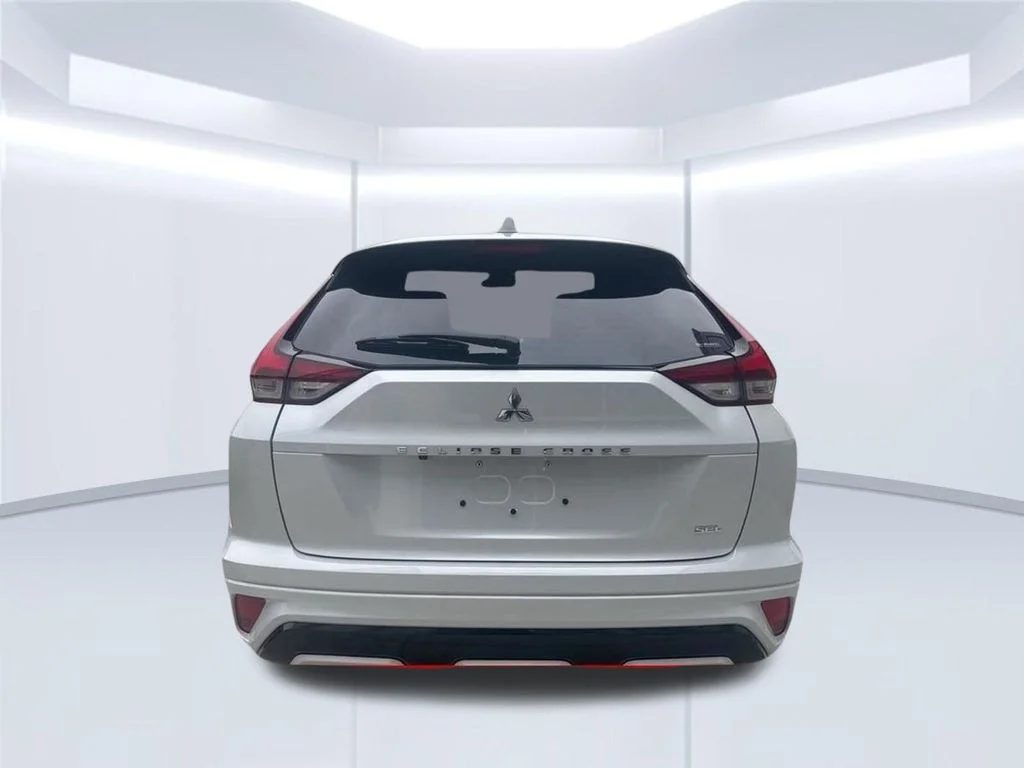 New 2026 White Mitsubishi SEL image 19