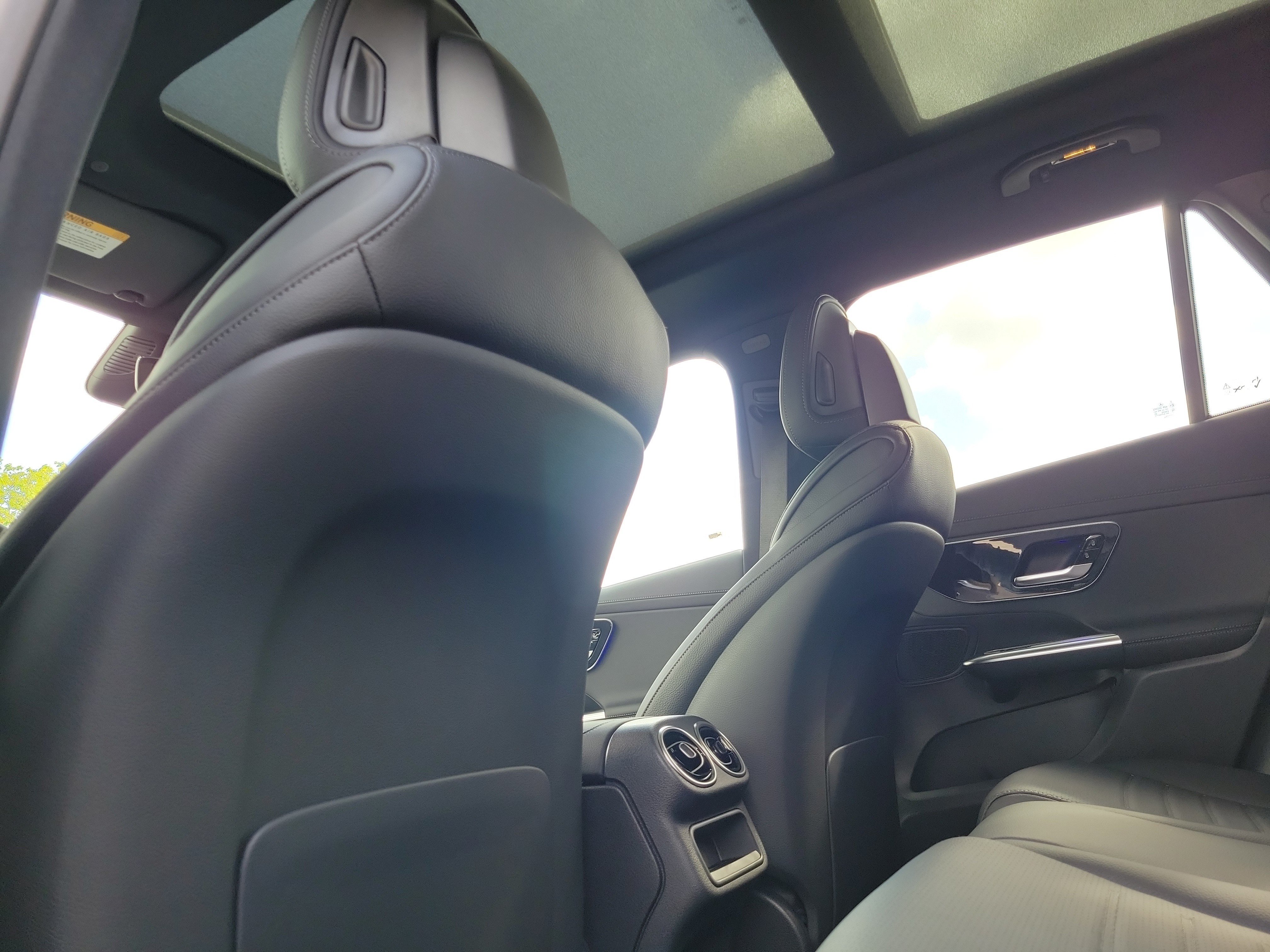 New 2026 Black Mercedes-Benz GLC 300 image 41