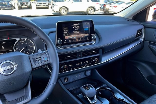 New 2026 Nissan Rogue 1.5L VC-Turbo SV