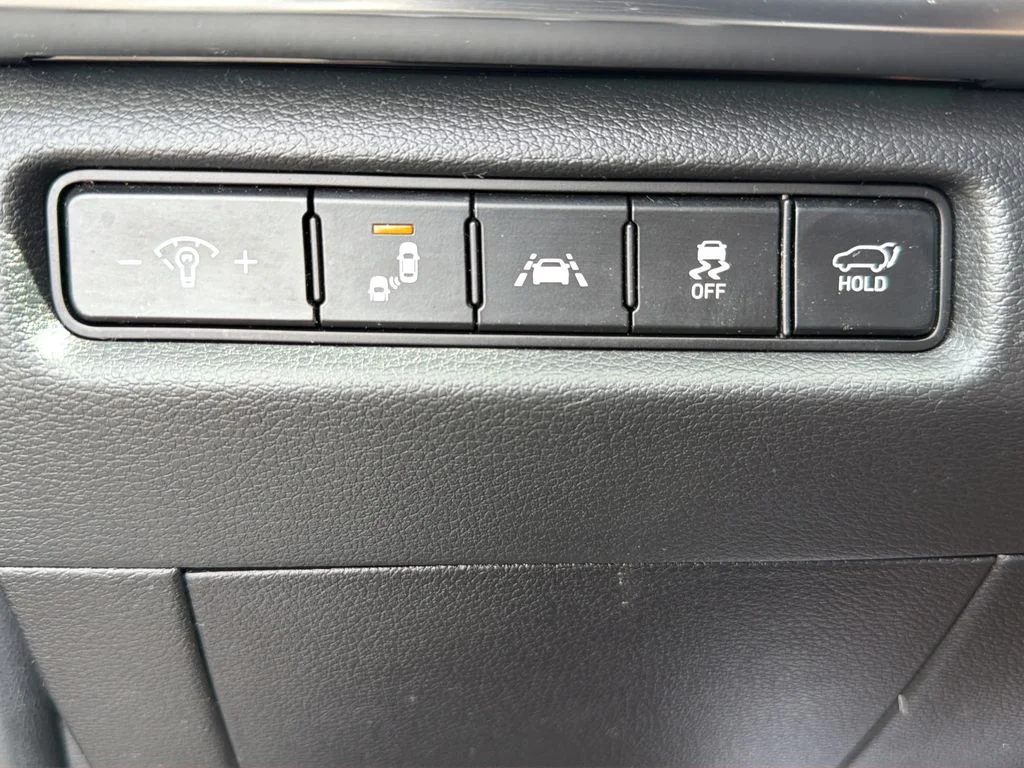 Used 2022 Green Kia SX image 16