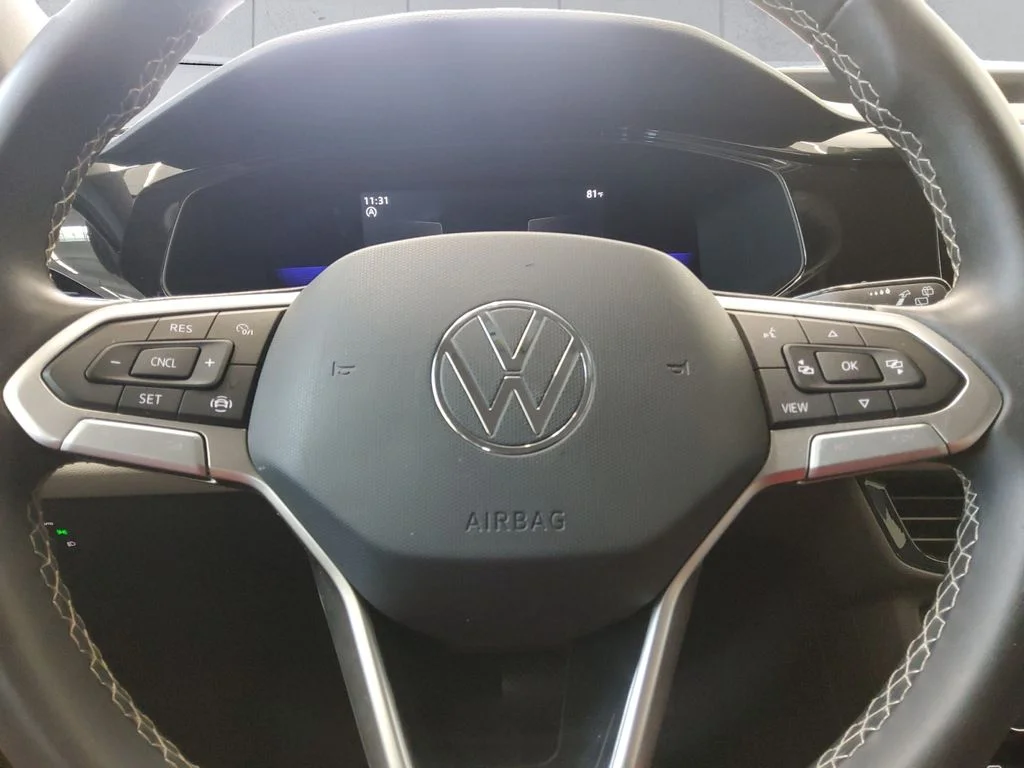 Certified Used 2023 Black Volkswagen 1.5T S image 9