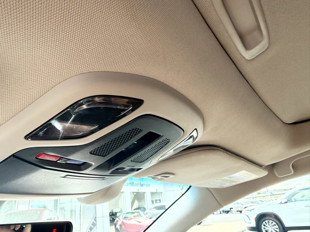 Used 2021 White Subaru Touring XT image 9