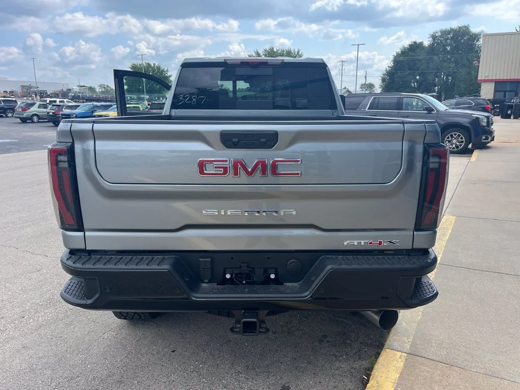 2026 GMC Sierra 2500HD AT4X - Photo 14