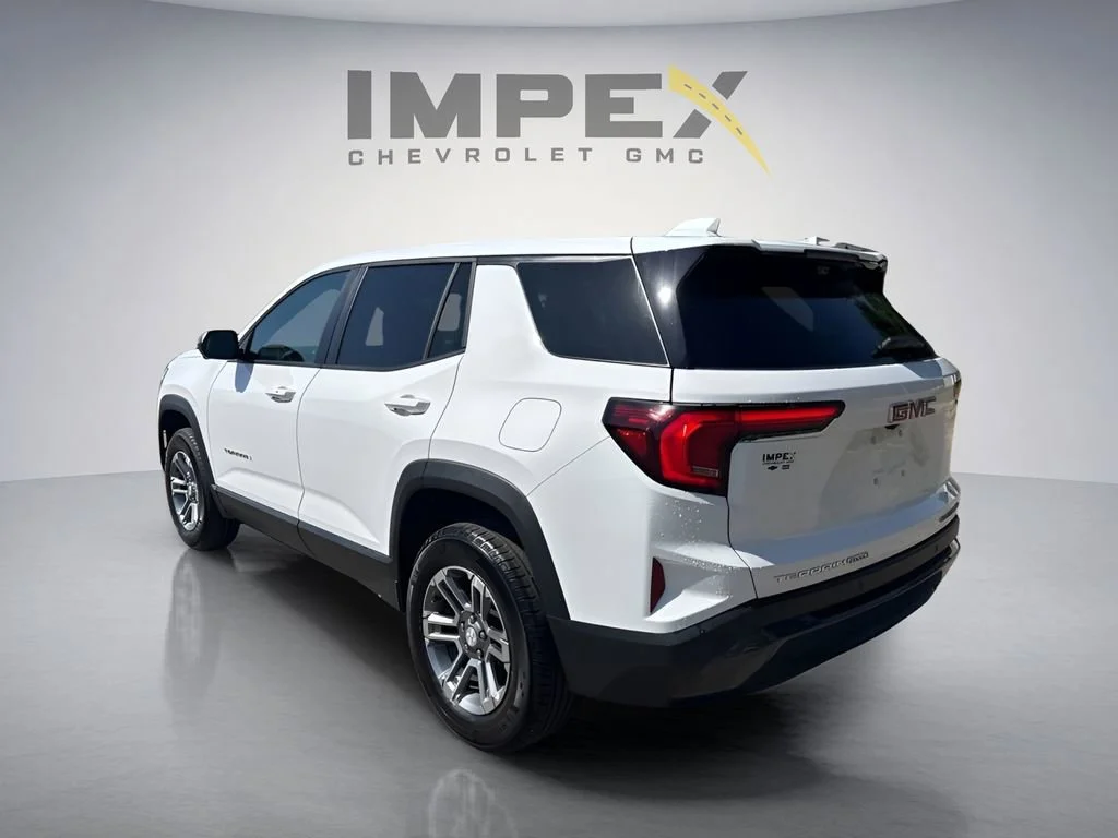 Used 2026 Summit White GMC Elevation image 3