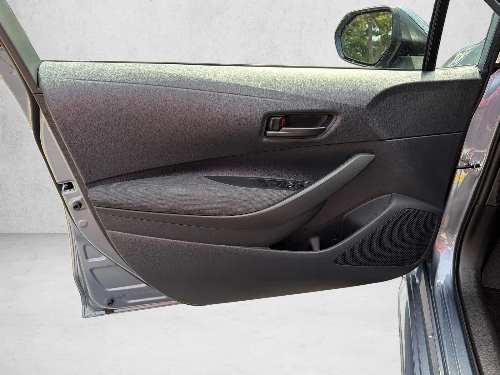New 2027 Celestite Toyota LE image 10