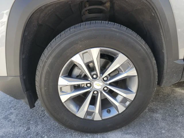 Used 2026 Gray Chevrolet LT image 5