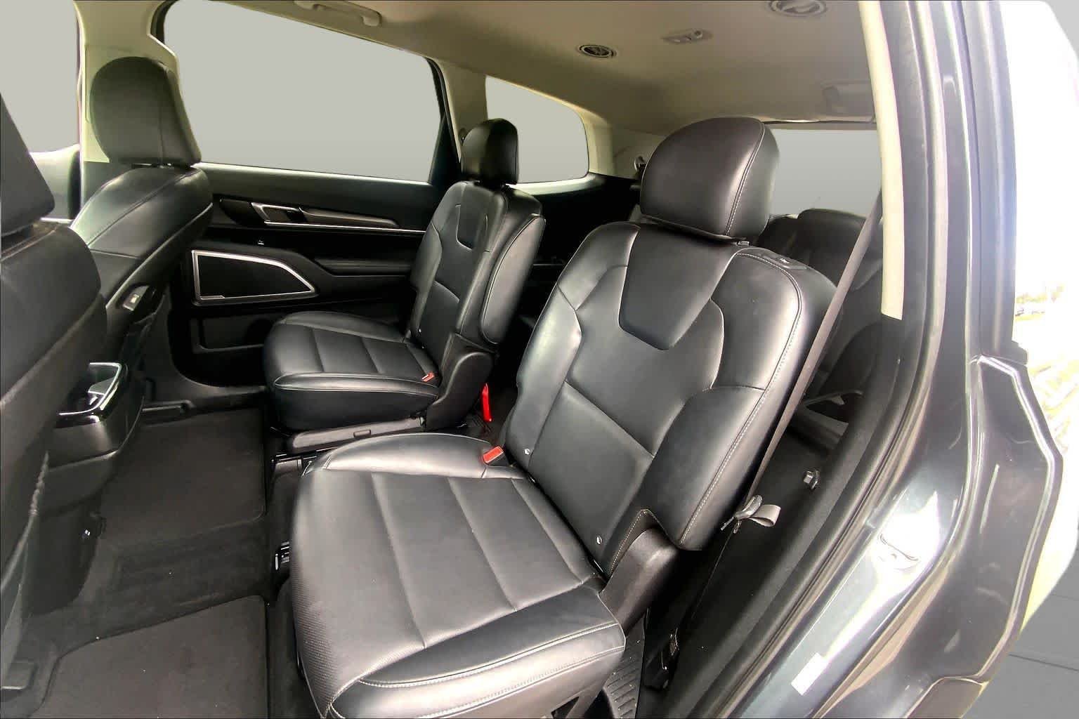 Used 2022 Gravity Grey Kia S image 19