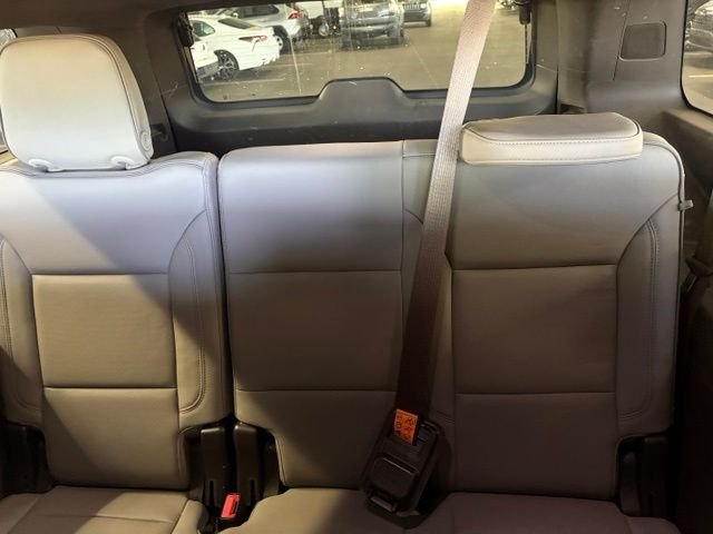 Used 2022 Red GMC SLT image 17