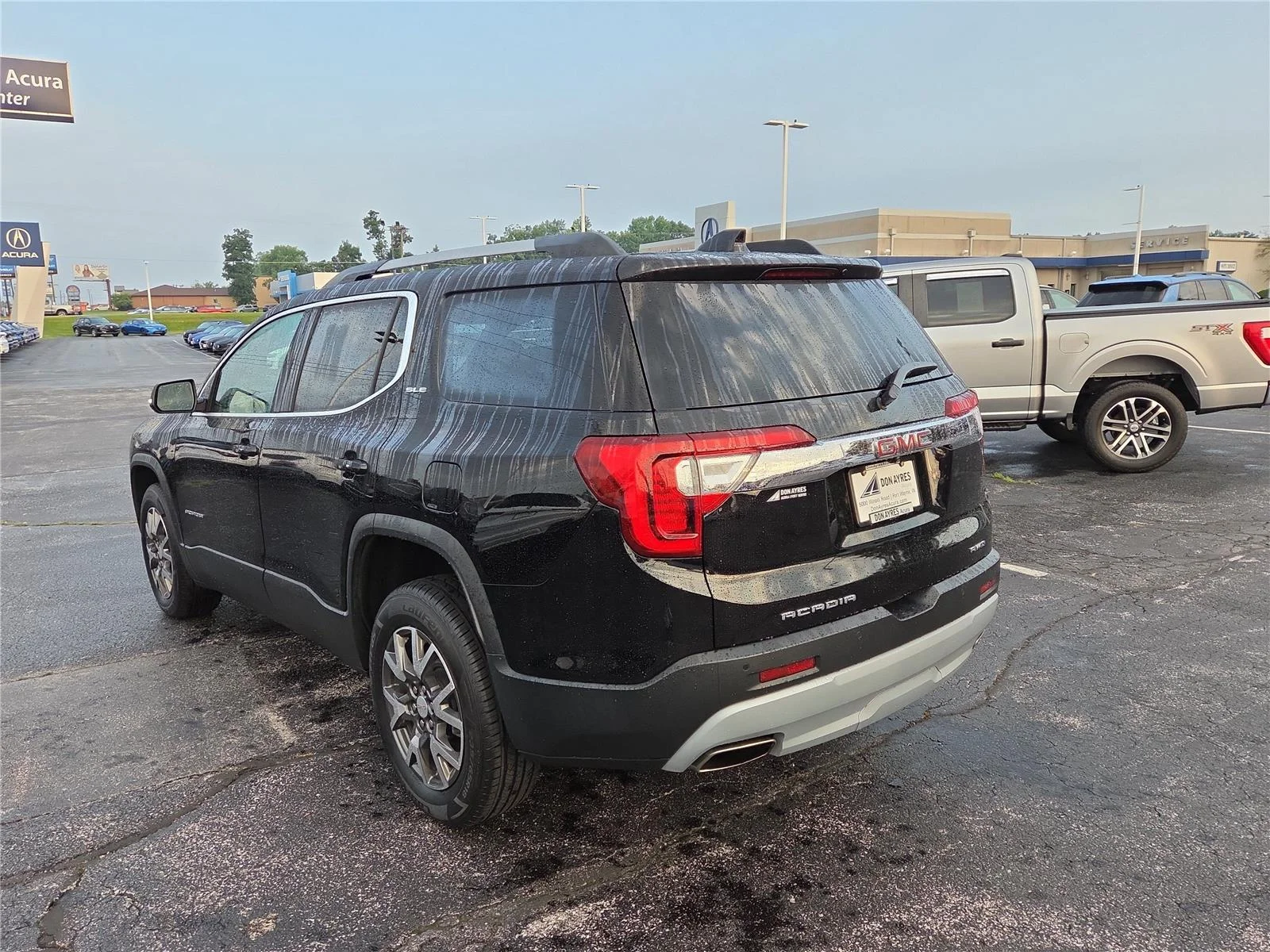 Used 2023 Ebony Twilight Metallic GMC SLE image 27