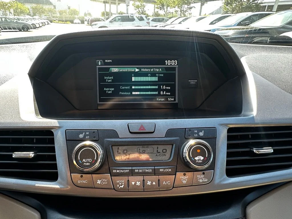 Used 2015 White Honda Touring image 23