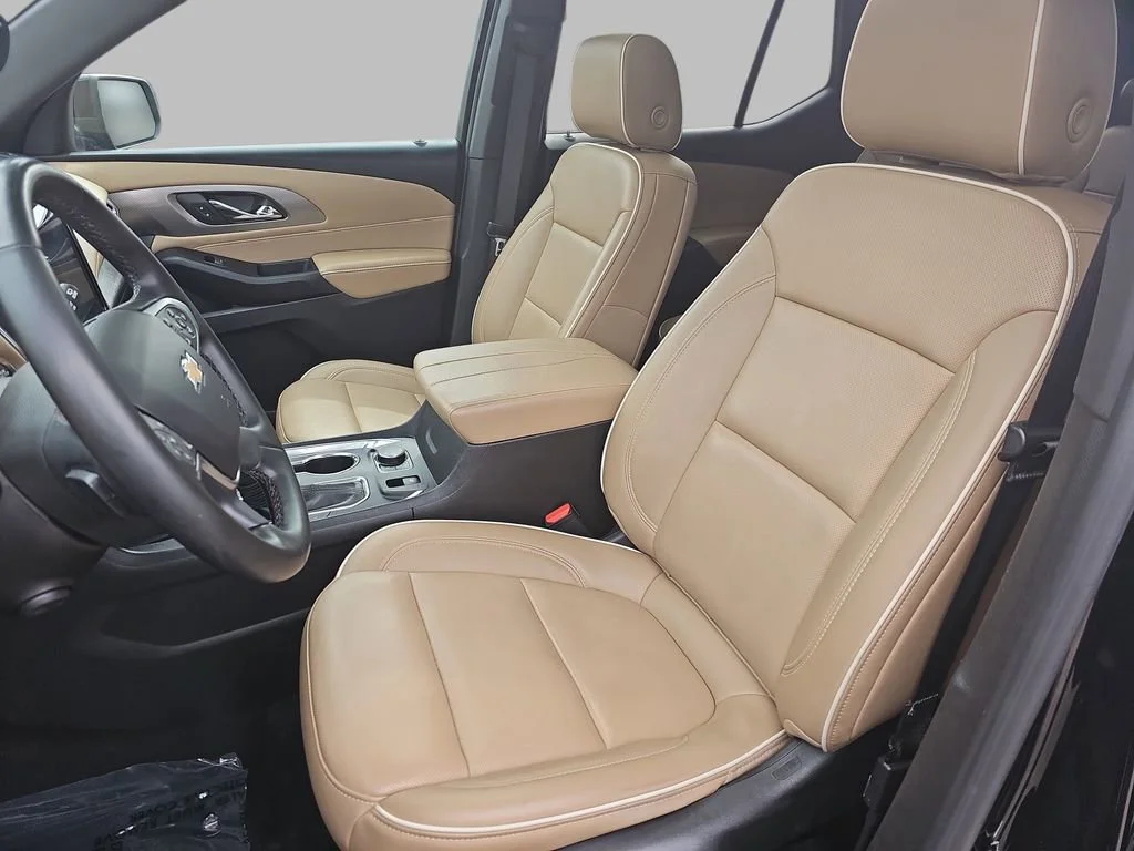 Used 2023 Mosaic Black Metallic Chevrolet Premier image 21