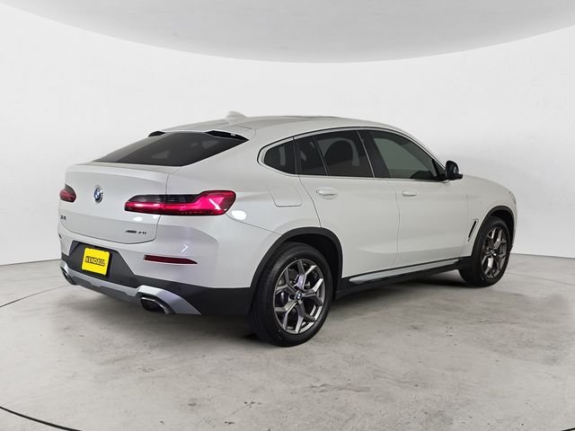 Used 2022 White BMW xDrive30i image 5
