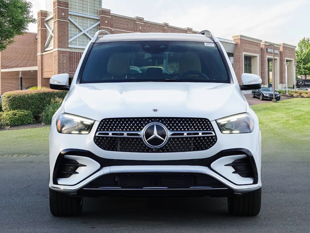 New 2026 MANUFAKTUR Moonlight White Metallic Mercedes-Benz GLE 350 image 2