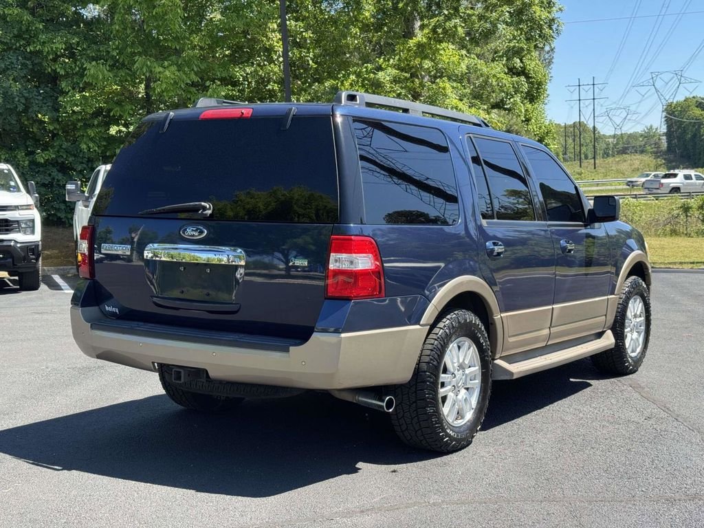 Used 2013 Blue Ford XLT image 23