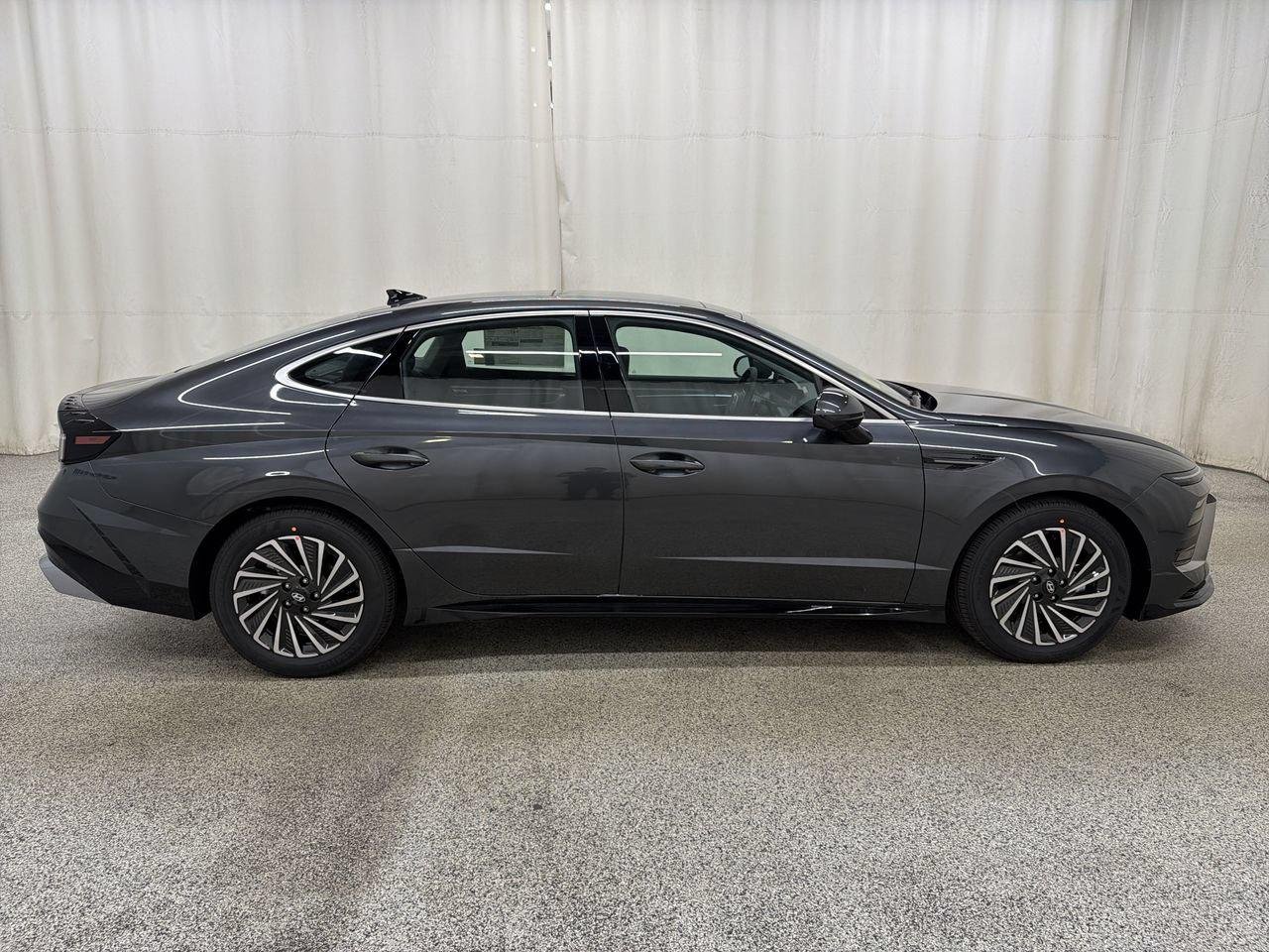 New 2026 Portofino Gray Hyundai Limited image 5