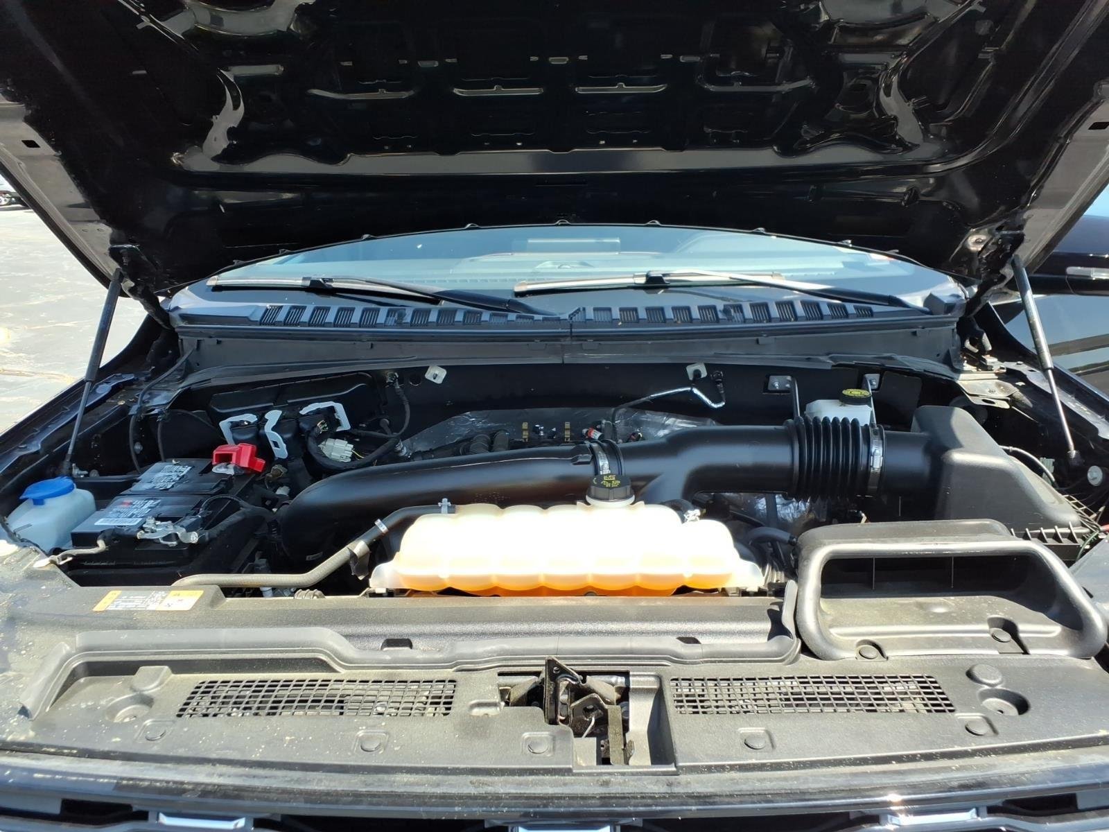 Used 2024  Ford Limited image 32