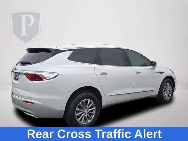 Used 2024 White Frost Tricoat Buick Essence image 7