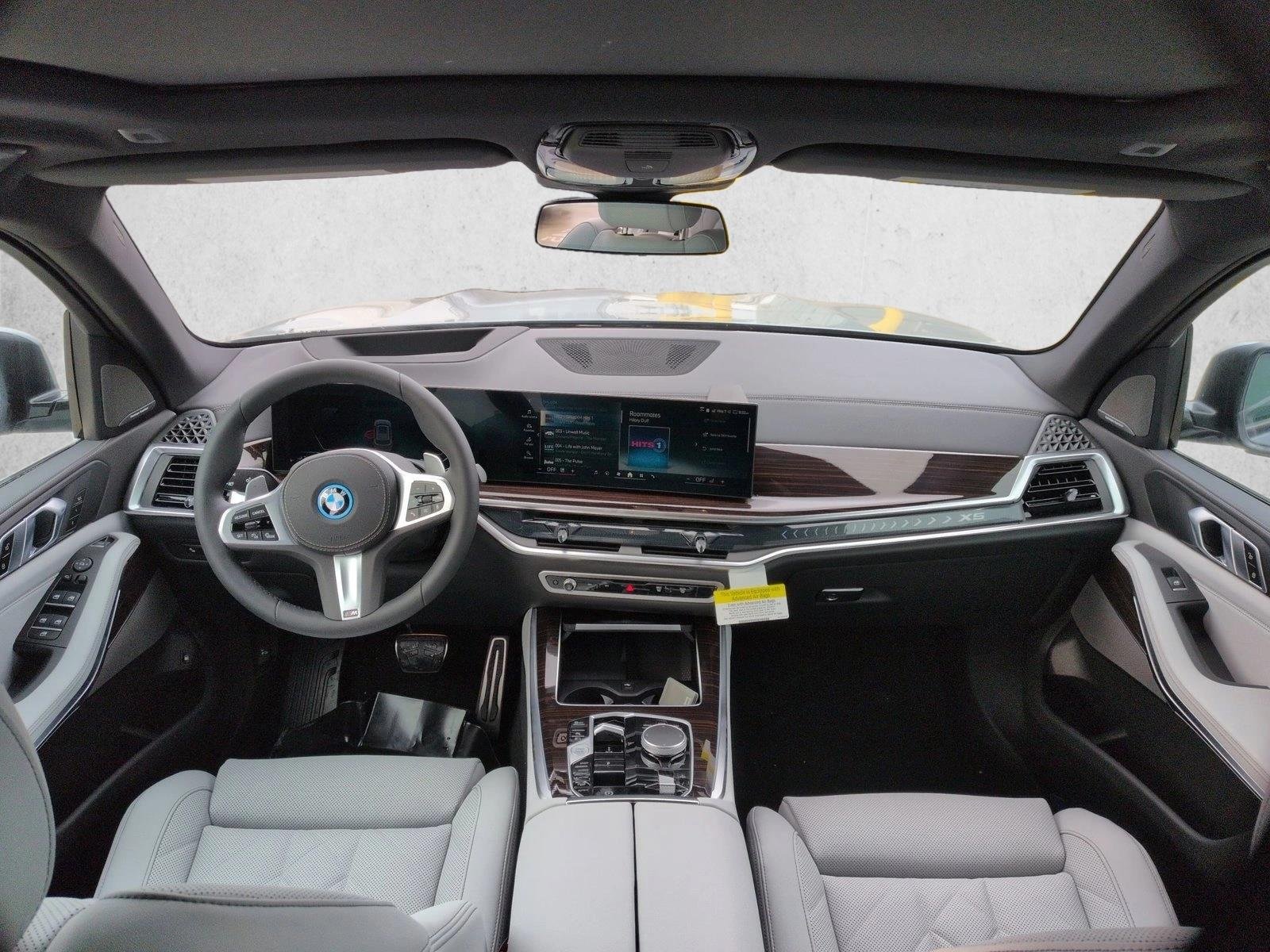 Used 2026 Brooklyn Grey Metallic BMW xDrive50e image 15