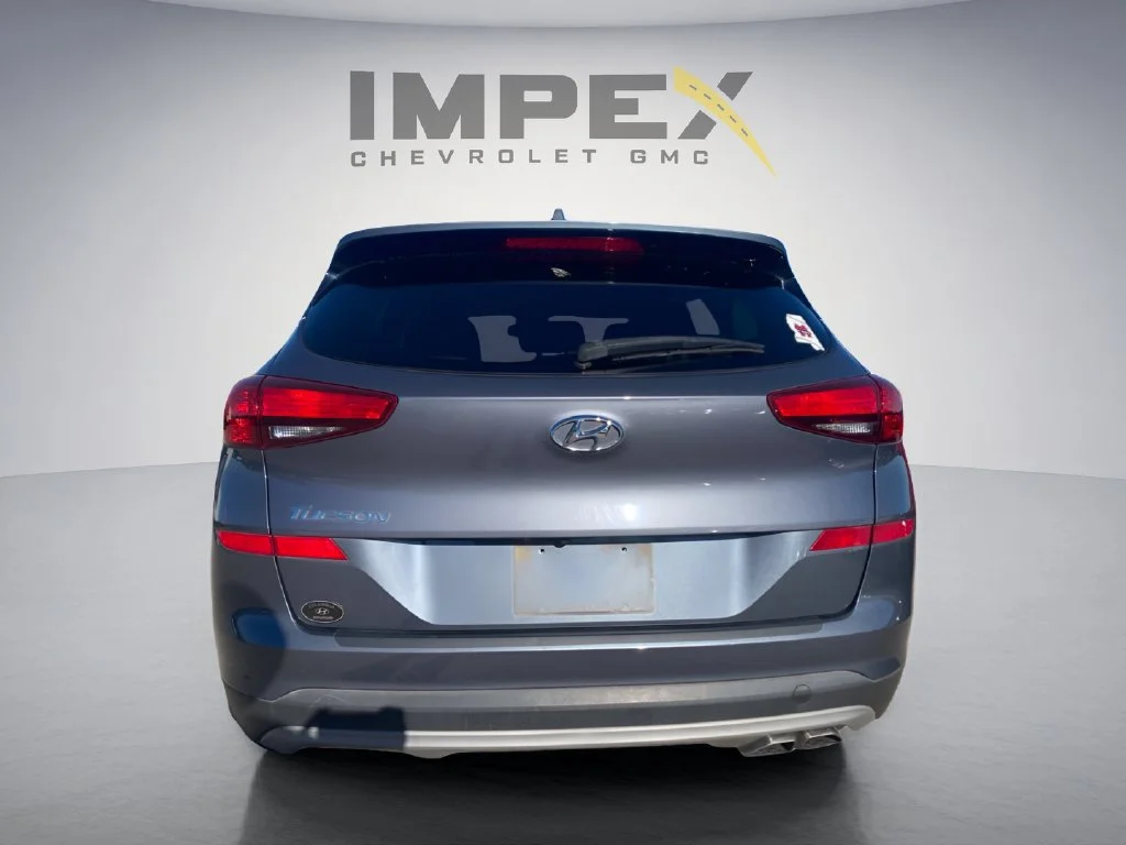 Used 2021 Gray Hyundai SEL image 4