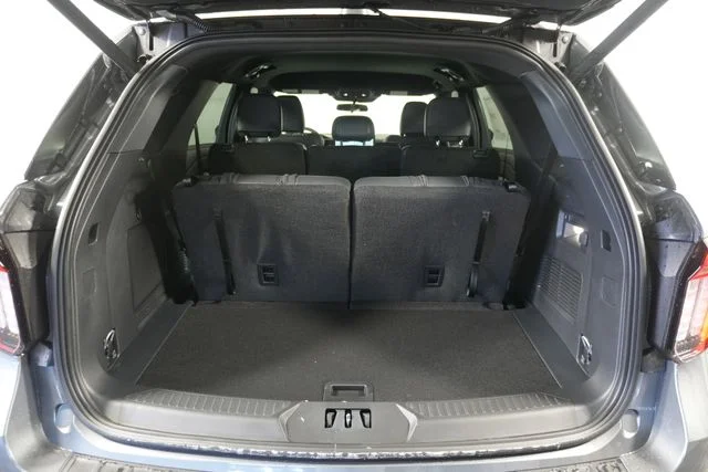 New 2027 Carbonized Gray Metallic Ford ST-Line image 30
