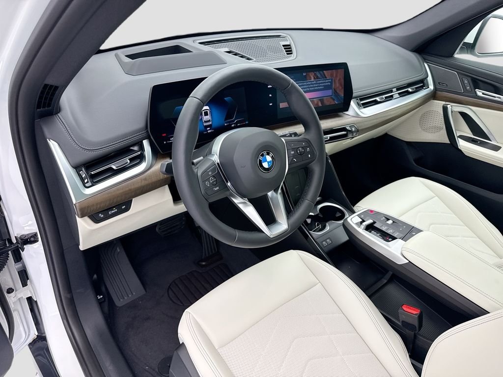 New 2026 Alpine White BMW xDrive28i image 9