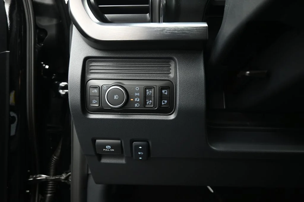 New 2026 Agate Black Metallic Ford Lariat image 11