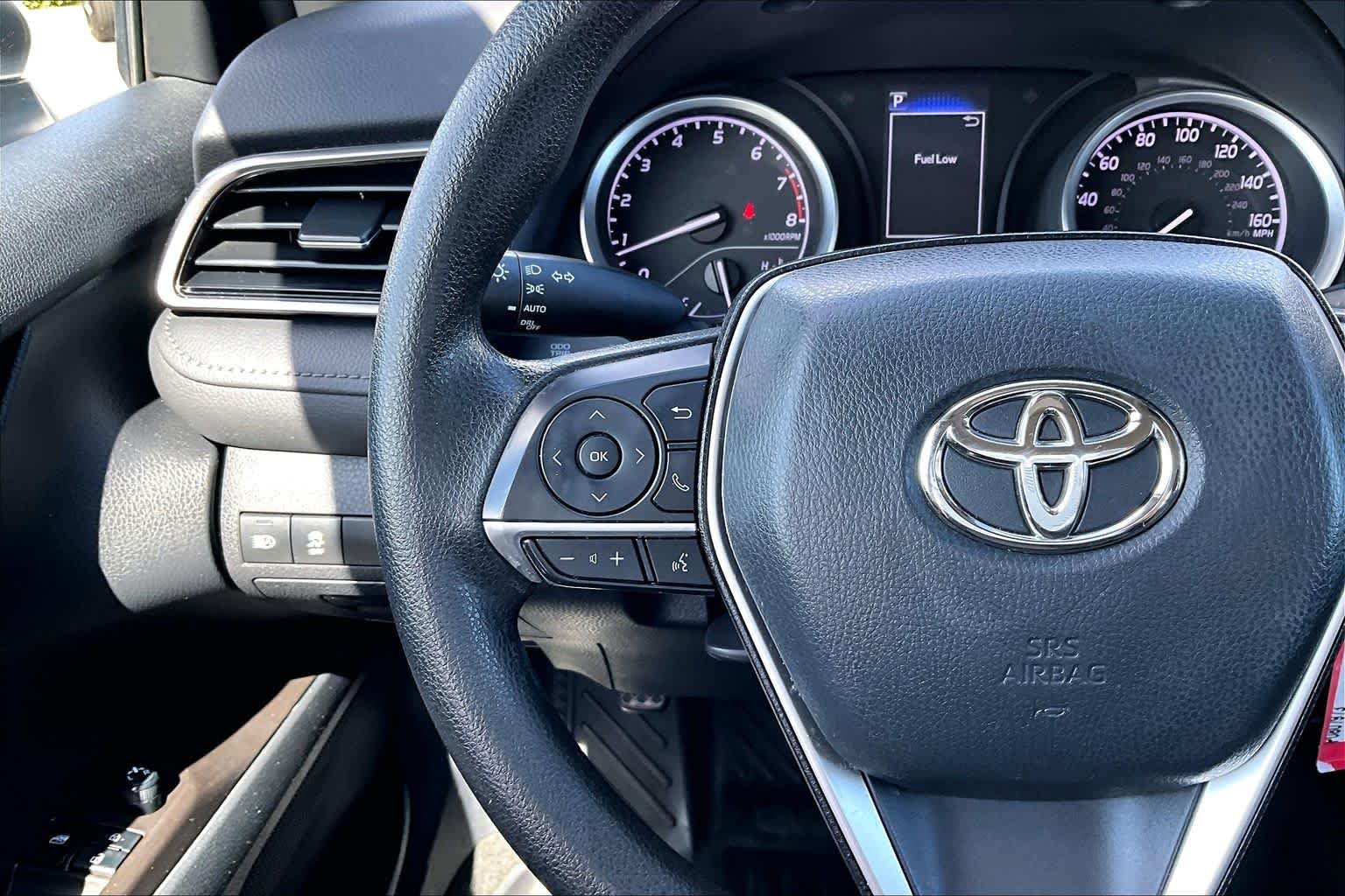 Used 2023 Ice Cap Toyota LE image 23