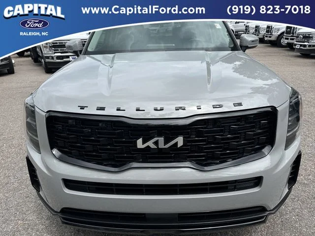 Used 2022 Gray Kia EX image 10