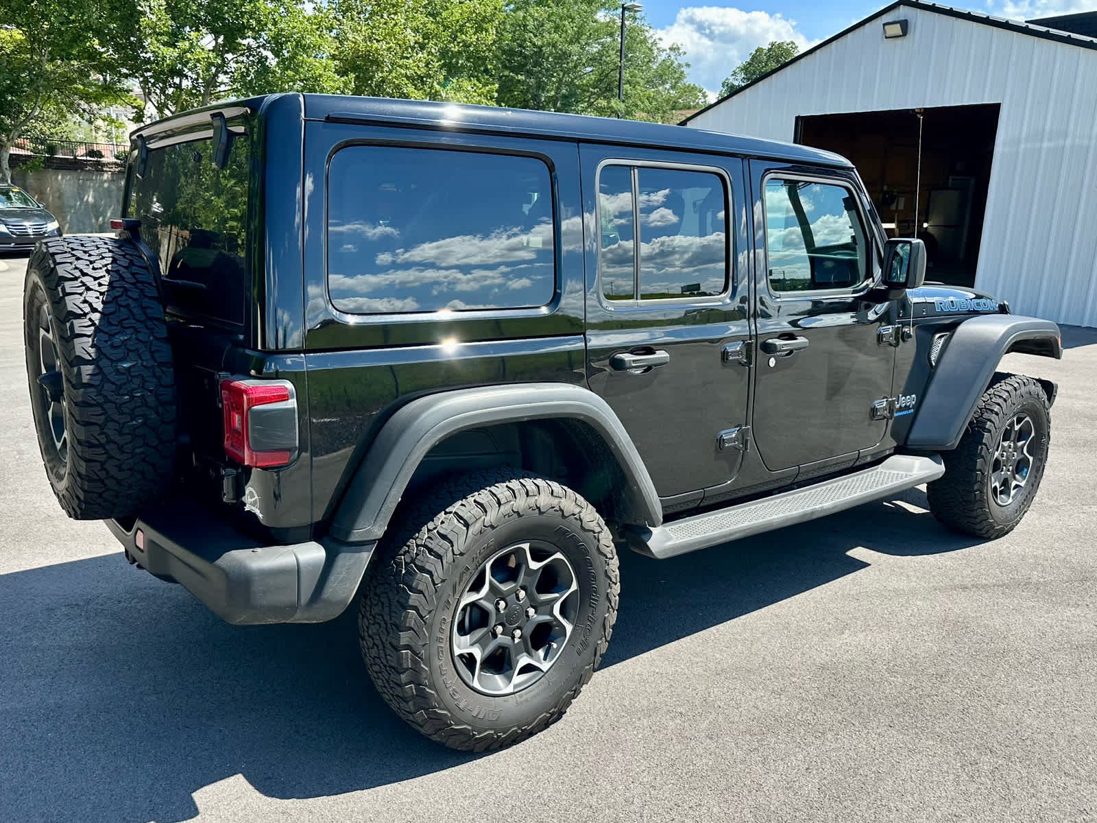 Used 2023 Black Clearcoat Jeep Rubicon image 5