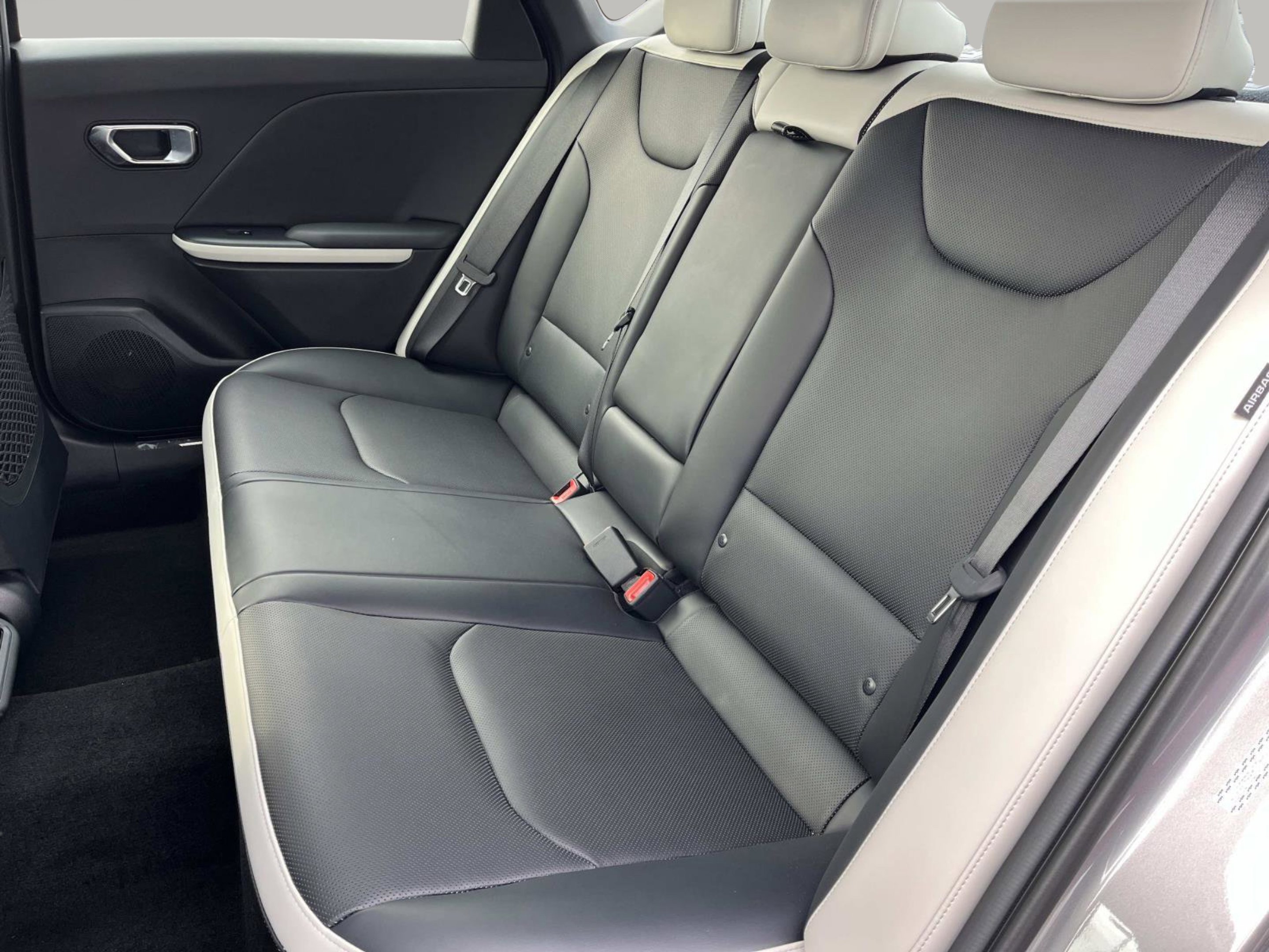 New 2025 Steel Gray Kia GT-Line Turbo image 20