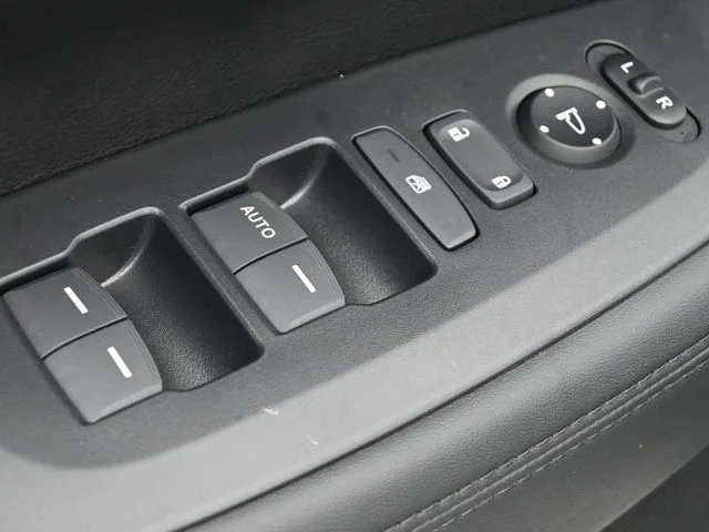 2026 Honda HR-V LX - Photo 27