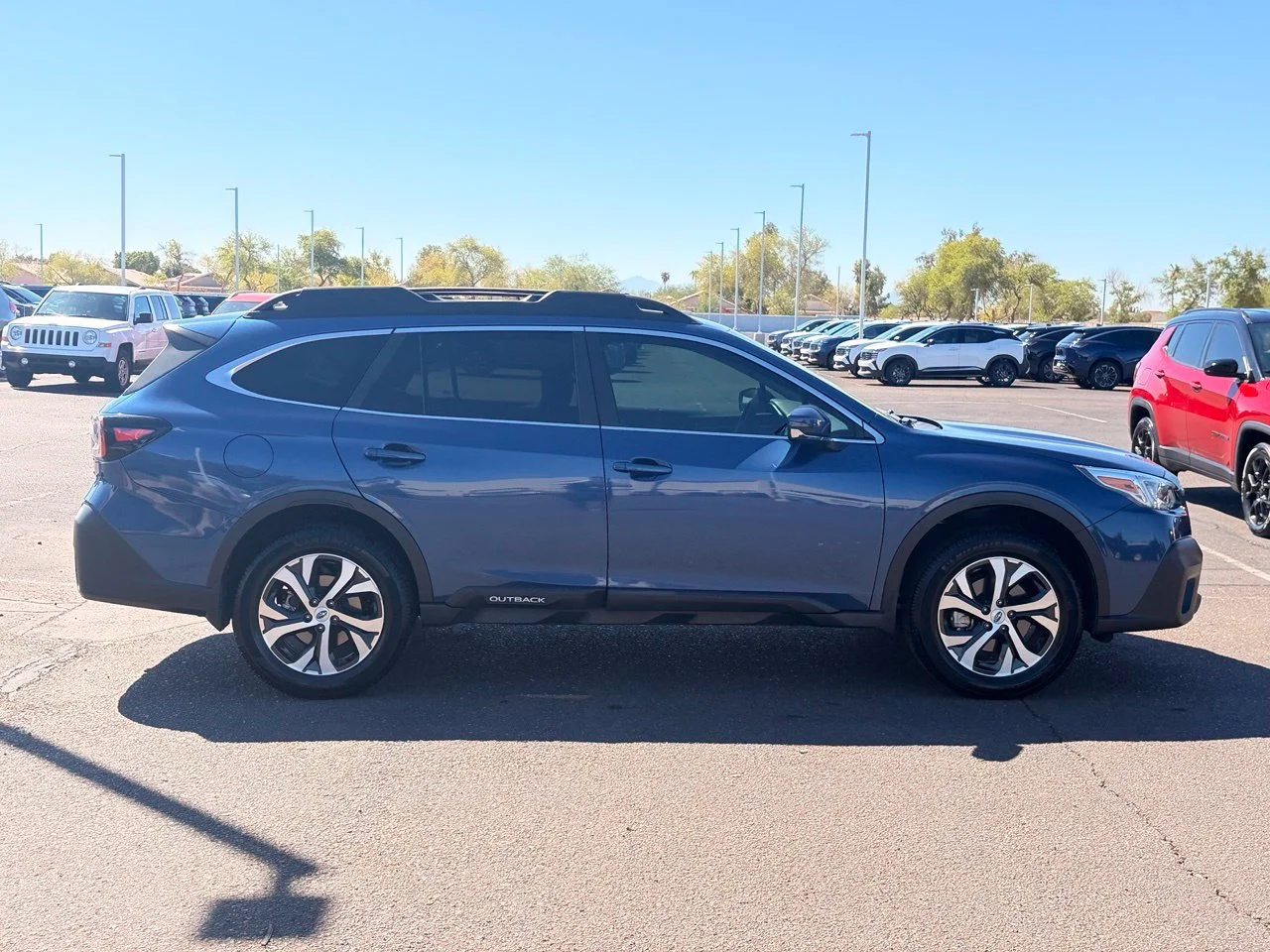 Used 2021 Abyss Blue Pearl Subaru Limited image 7